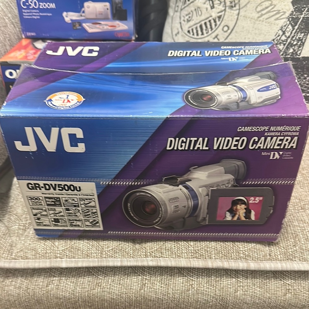 🌸 Silver Digital JVC Video Camera